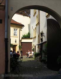 20140909193_Prague_ref2