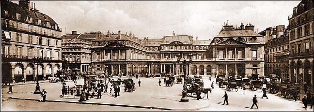 Paris_La PLace du Palais Royal et le Conseil d'Etat