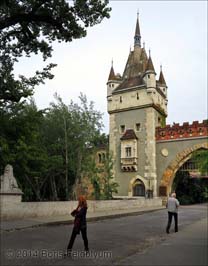 20140902266sc_Budapest_ref2