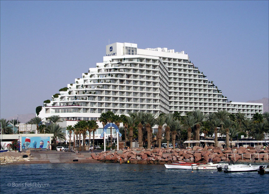 20050129175sc_eilat_cruise