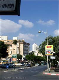 20071031165sc_02_Rehovot_Herzl