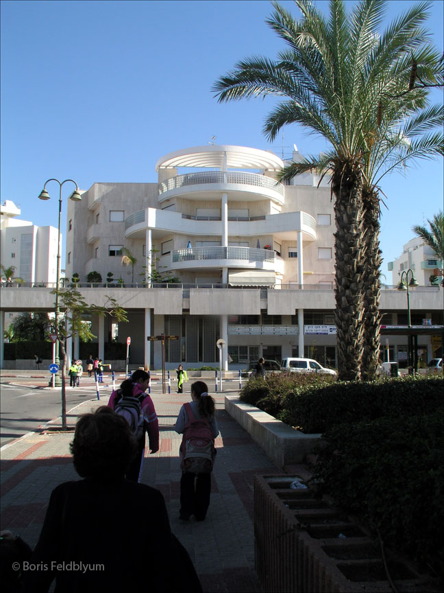 20050126216sc_rishon_letsiyon_carmim