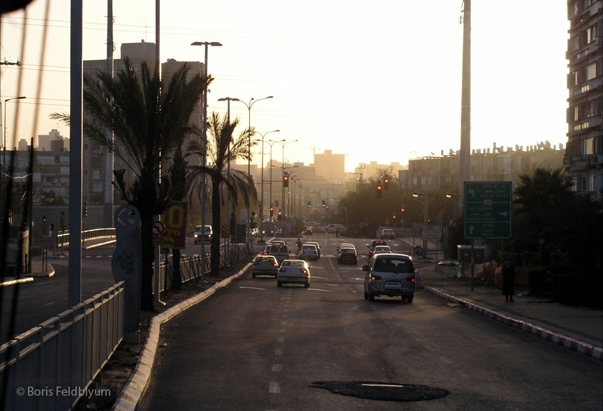 20050128676sc_rishon_letsiyon