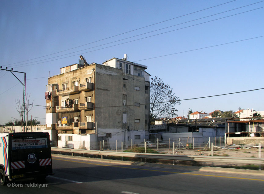 20050128688sc_tel-aviv