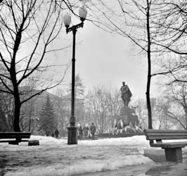 19771101003scsc_Chernyakhovsky_monument