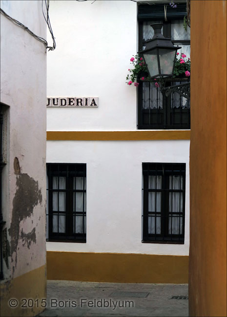 20150524245_Seville_ref2