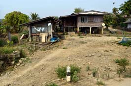 201603111151sc_ChiangRai_to_village_school