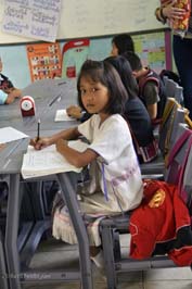 201603111211sc_ChiangRai_village_school