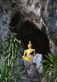 201603111470sc_ThamPhra_BuddhaCave