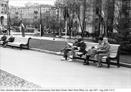 19710421004sc_]_Kiev_Kalinin_Square