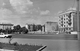 19720416001sc_Kiev_Pobedy_Sq