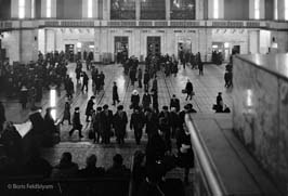 19751115004sc_Kiev_Railstation