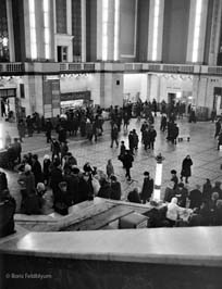 19751115006sc_Kiev_Railstation