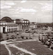 Washington_DC_UnionStation_03_1920w.jpg (62883 bytes)