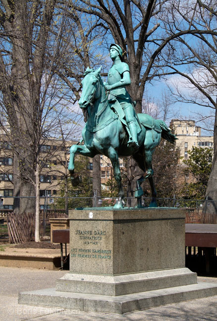 20110403266sc_Meridian_Hill_Park