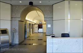 20130220107sc_1275_PA_lobby