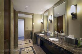 20140819502sc_1275_PA_5th_floor_bathroom