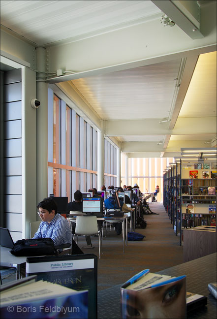 20110421192_Tenley_Library