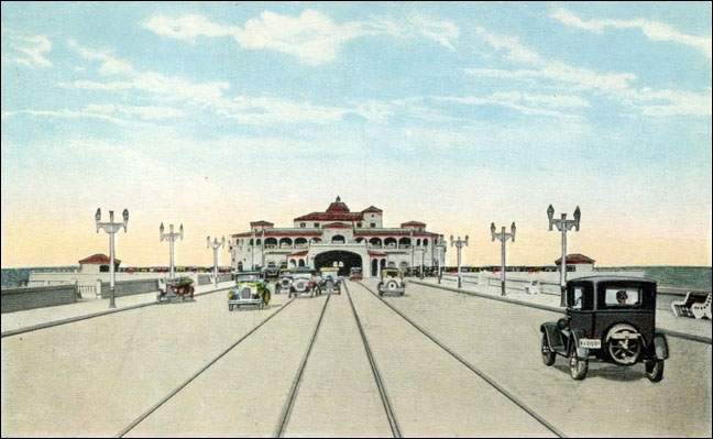 St. P_FL_112s_New_Pier_1920s