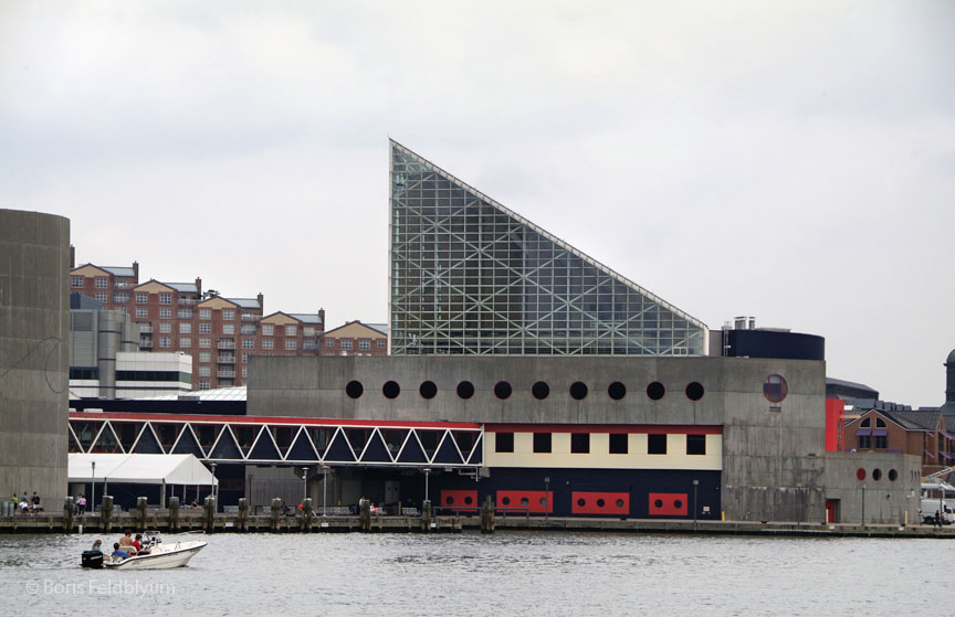 20110529008sc_Baltimore_Harbor