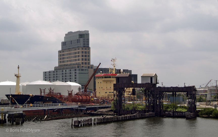 20110529094sc_Baltimore_Harbor