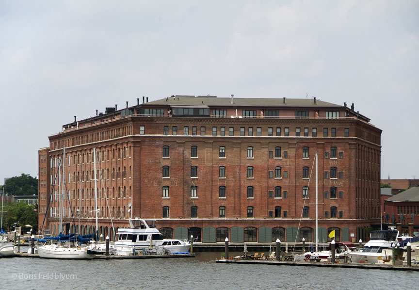 20110529189sc_Baltimore_Harbor