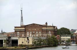 20110529200sc_Baltimore_Harbor