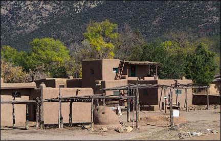 20081022074_02_Taos_Pueblo_NM