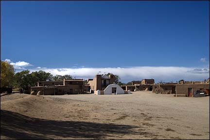 20081022082_02_Taos_Pueblo_NM