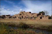 20081022122_02_Taos_Pueblo_NM