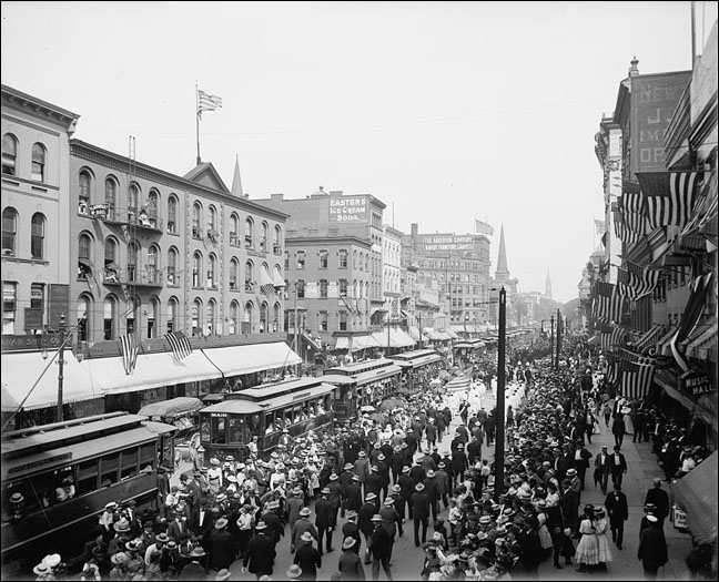 Labor Day parade, Main Street