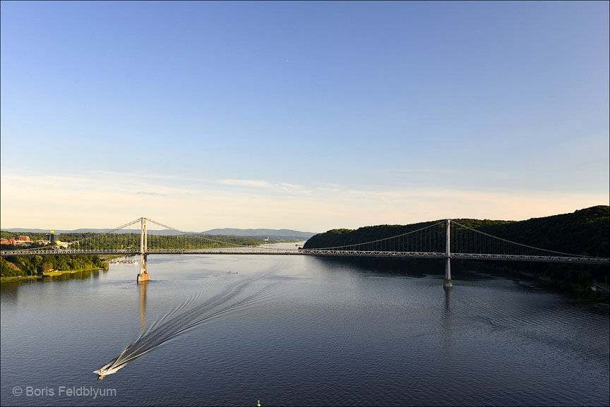 20190627251sc_Poughkeepsie_NY_Walkway