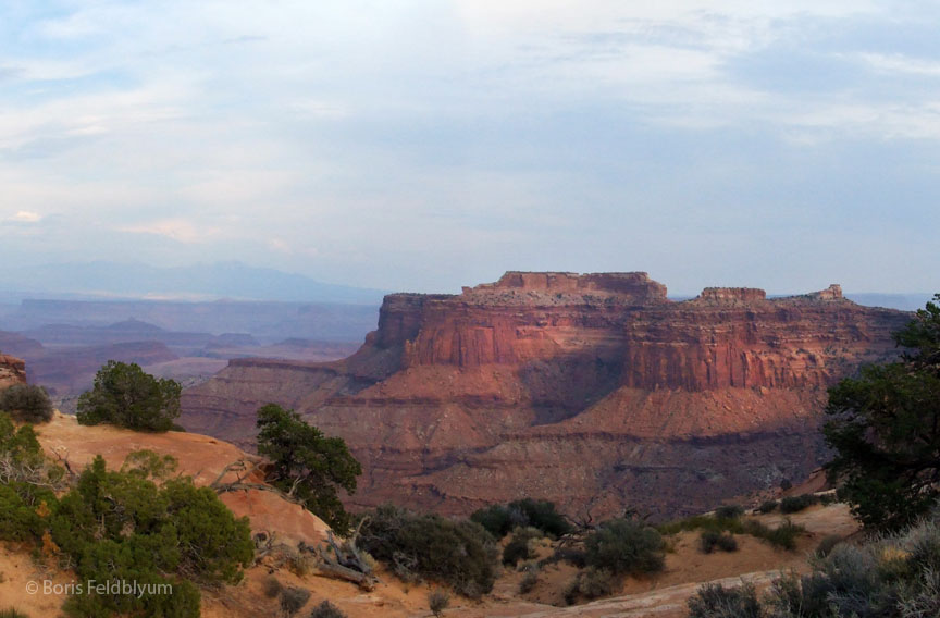 20060906582-83sc_Canyonlands_UT