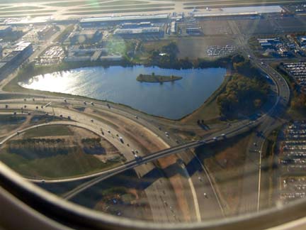 20071020283_02_Dulles_airport