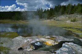 20130825287sc_WY_Yellowstone