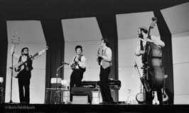 19821204053sc_Fabrangen_Fidddlers