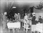 Red Cross nurses_02w.jpg (49912 bytes)